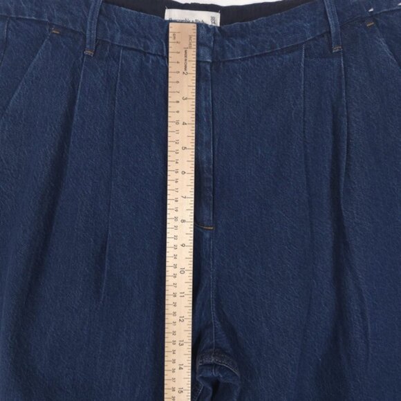 NWOT Abercrombie & Fitch Women’s Wide Leg Jeans Pleats Cotton Blend Size 32/14 L - Picture 4 of 12